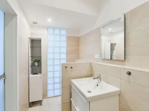 Pronájem bytu 2+kk, Praha - Karlín, Vítkova, 82 m2