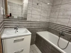 Pronájem bytu 3+1, Razová, 72 m2