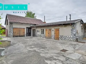 Prodej vícegeneračního domu, Medlov, 300 m2