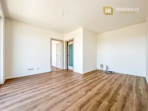 Pronájem bytu 2+kk, Praha - Černý Most, Arnošta Valenty, 35 m2