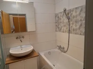 Pronájem bytu 1+kk, Praha - Břevnov, Moravanů, 54 m2