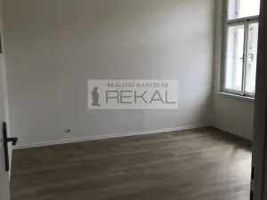 Pronájem bytu 2+kk, Praha - Smíchov, Kmochova, 48 m2