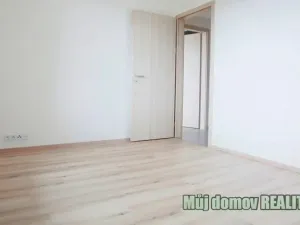 Pronájem bytu 2+kk, Praha - Kamýk, 46 m2