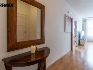 Pronájem bytu 2+kk, Praha - Staré Město, Haštalská, 63 m2