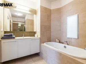 Pronájem bytu 2+kk, Praha - Staré Město, Haštalská, 63 m2