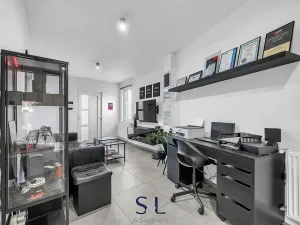 Prodej obchodního prostoru, Nový Bor, Česká, 325 m2