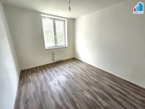 Pronájem bytu 2+1, Janovice nad Úhlavou, Rozvojová zóna, 80 m2