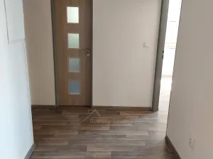 Pronájem bytu 3+1, Nový Bor - Arnultovice, B. Egermanna, 90 m2
