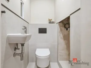 Prodej bytu 1+kk, Praha - Vinohrady, náměstí Jiřího z Lobkovic, 44 m2