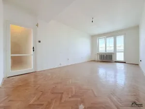 Prodej bytu 2+1, Ostrava, náměstí Družby, 52 m2