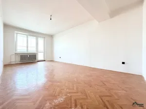 Prodej bytu 2+1, Ostrava, náměstí Družby, 52 m2