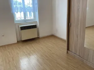 Pronájem bytu 1+1, Jihlava, Seifertova, 36 m2