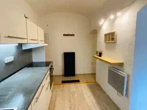 Pronájem bytu 2+1, Jihlava, třída Legionářů, 49 m2