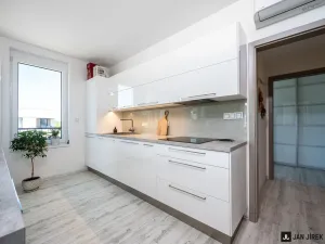 Prodej bytu 4+kk, Hradec Králové - Třebeš, Svatojánská, 102 m2