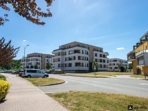 Prodej bytu 4+kk, Hradec Králové - Třebeš, Svatojánská, 102 m2