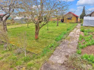 Prodej chaty, Hradec Králové, Zahrádkářská osada ZVU, 31 m2