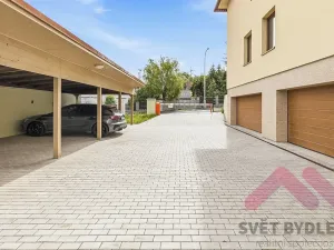 Pronájem garáže, Praha - Hloubětín, Pokorného, 11 m2