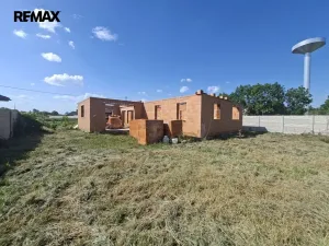 Prodej pozemku pro bydlení, Strachotice, 827 m2