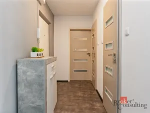 Pronájem bytu 2+kk, Pardubice - Polabiny, kpt. Bartoše, 45 m2