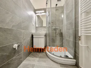 Pronájem bytu 1+kk, Frýdek-Místek - Místek, Československé armády, 27 m2