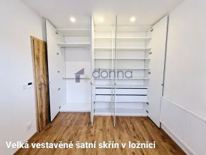 Pronájem bytu 2+kk, Praha, Humpolecká, 43 m2