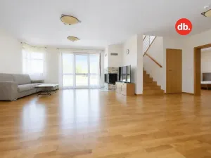 Prodej rodinného domu, Hory, 238 m2