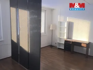 Pronájem bytu 1+kk, Slaný, Na Dolíkách, 33 m2