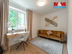 Prodej bytu 3+1, Benešov, Na Spořilově, 64 m2