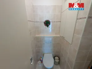 Pronájem bytu 2+kk, Praha - Horní Počernice, Božanovská, 65 m2