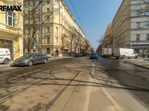 Pronájem bytu 2+kk, Praha - Vinohrady, Korunní, 65 m2