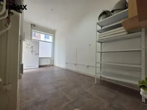 Pronájem obchodního prostoru, Prostějov, nám. Padlých hrdinů, 52 m2
