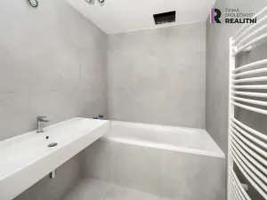 Prodej bytu 1+kk, Březnice, 48 m2