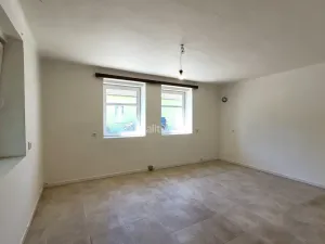 Prodej rodinného domu, Pečky - Velké Chvalovice, Pečecká, 75 m2