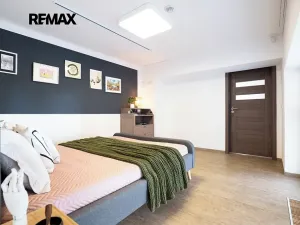 Prodej bytu 6+kk a větší, Praha - Troja, Vřesová, 240 m2