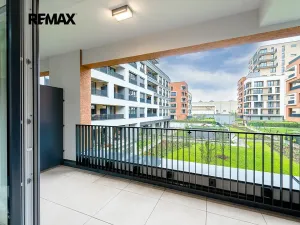 Pronájem bytu 1+kk, Praha - Hloubětín, Poděbradská, 37 m2