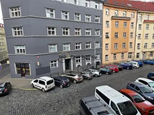 Pronájem bytu 1+1, Praha - Nusle, Na Jezerce, 49 m2