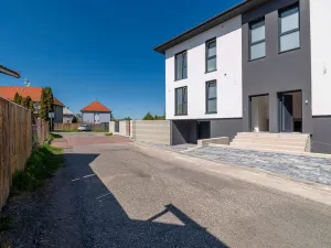 Prodej rodinného domu, Olomouc - Černovír, Žitná, 280 m2
