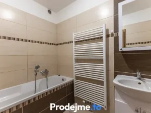 Pronájem bytu 3+1, Znojmo, Na Hrázi, 65 m2