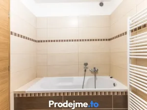 Pronájem bytu 3+1, Znojmo, Na Hrázi, 65 m2