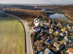 Prodej komerční nemovitosti, Praha - Petrovice, Novopetrovická, 1433 m2
