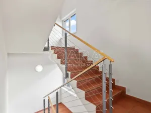 Prodej pozemku pro bydlení, Praha - Petrovice, Novopetrovická, 4543 m2