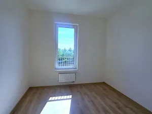 Pronájem bytu 3+kk, Benešov, 102. pluku, 59 m2