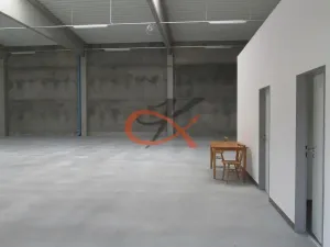 Pronájem skladu, Valašské Meziříčí, M. Alše, 180 m2