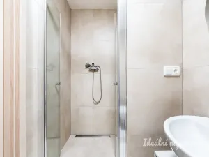 Pronájem bytu 1+kk, Praha - Hostivař, Horolezecká, 30 m2