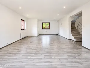Prodej rodinného domu, Bystřice, 178 m2