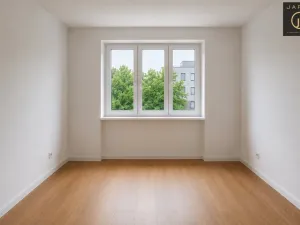 Prodej bytu 2+kk, Praha - Karlín, Hybešova, 37 m2