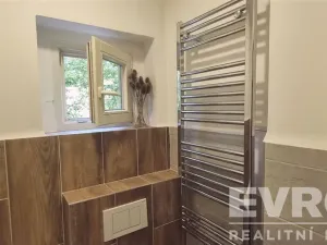 Prodej bytu 2+kk, Praha - Vinohrady, Hollarovo náměstí, 43 m2