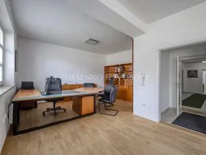 Prodej vily, Křižanov, Benešovo náměstí, 530 m2
