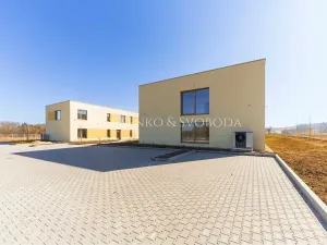 Pronájem kanceláře, Velká Bíteš, 937 m2