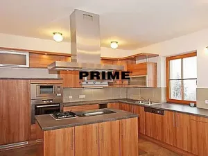 Pronájem kanceláře, Praha - Střešovice, Nad hradním vodojemem, 350 m2